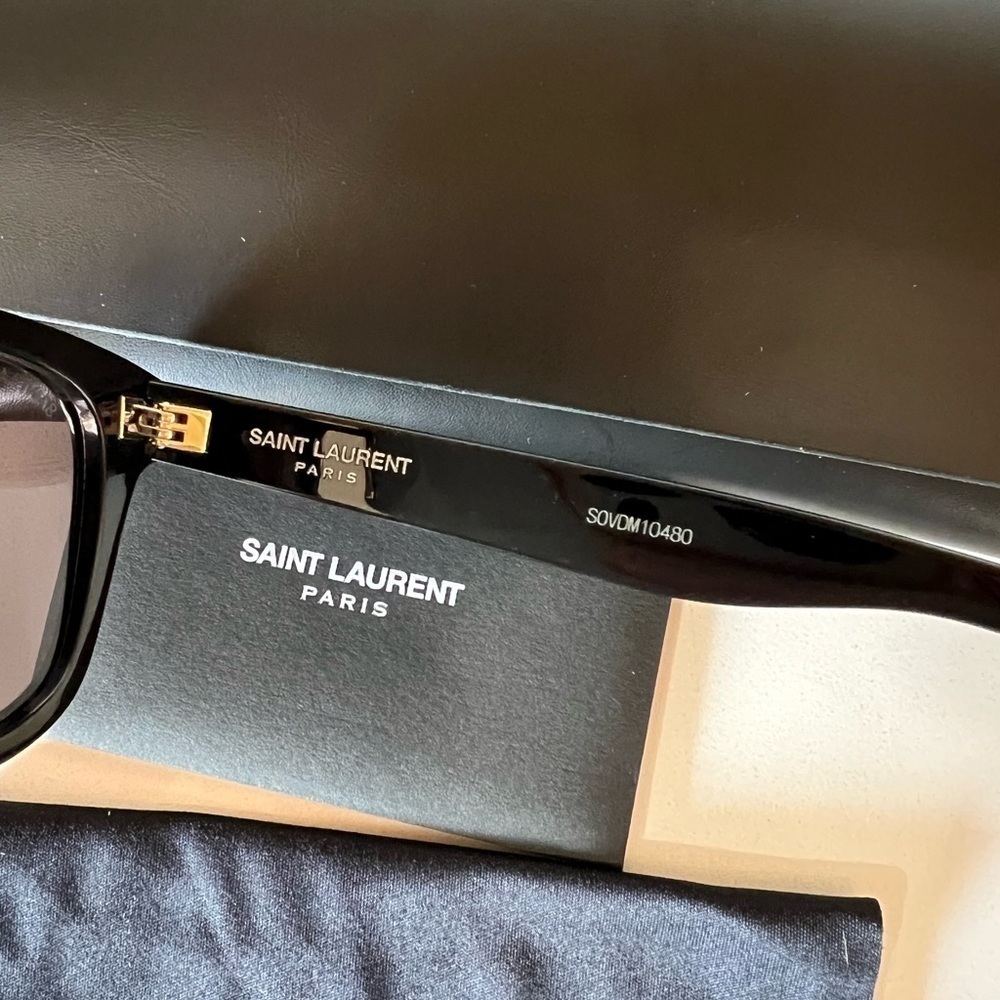 New Saint Laurent 50mm Special Edition Square
Sunglasses - Picture 10 of 12